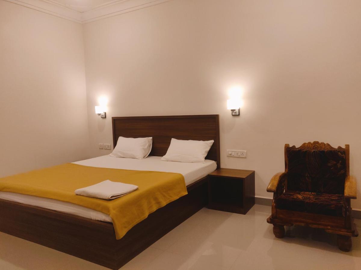 Morjim Sunset Hotel Bilik gambar